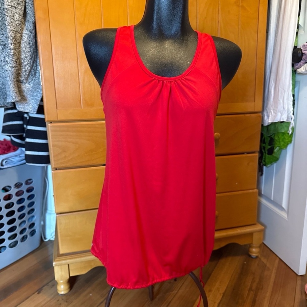 Danskin Now Red Athletic Tank Top Adjustable Waist Semi-Fitted M 8-10